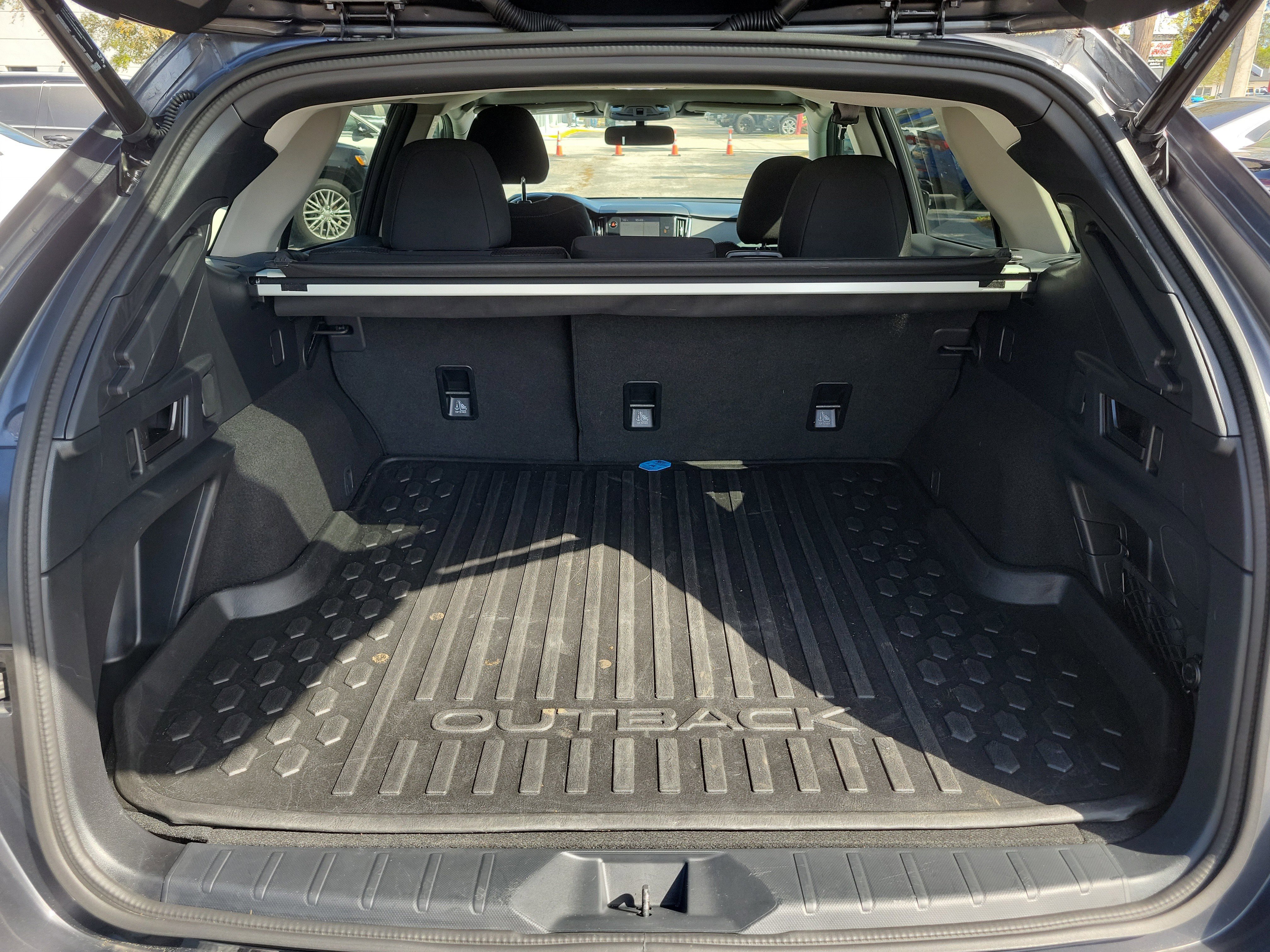 Used 2024 Subaru Outback Premium image 14