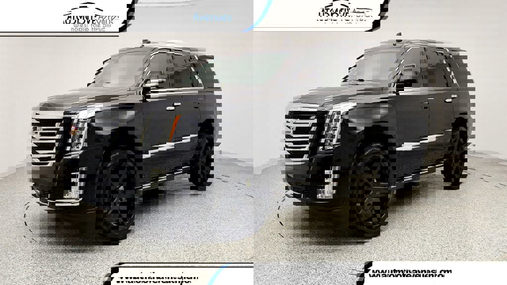 Used 2017 Cadillac Escalade Premium Luxury image 1