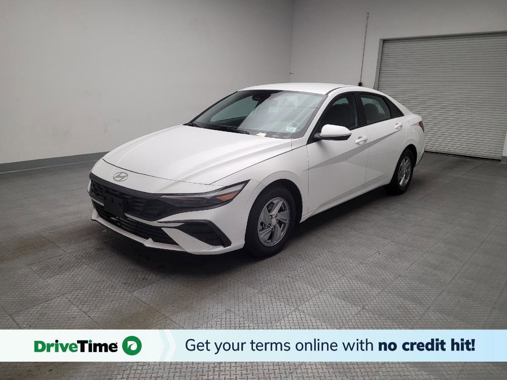 Used 2024 Hyundai Elantra SE FWD image 1