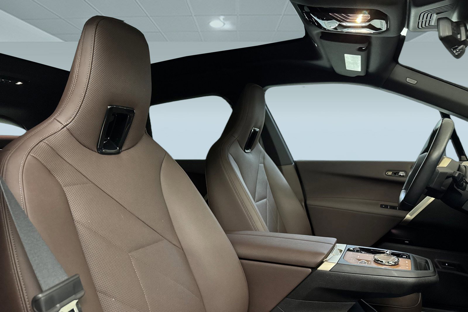 Certified 2023 BMW iX xDrive50 w/ Premium Package image 33