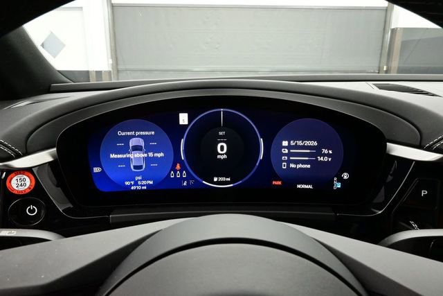 Certified 2025 Porsche Macan Electric RWD image 9