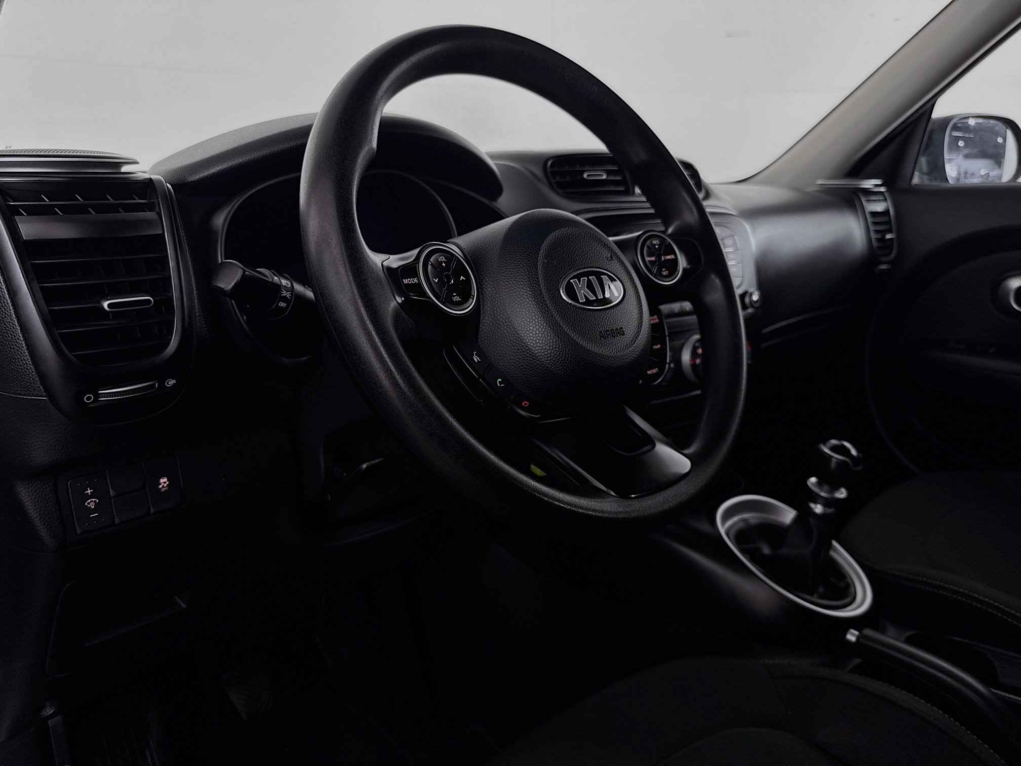 Used 2018 Kia Soul FWD image 19