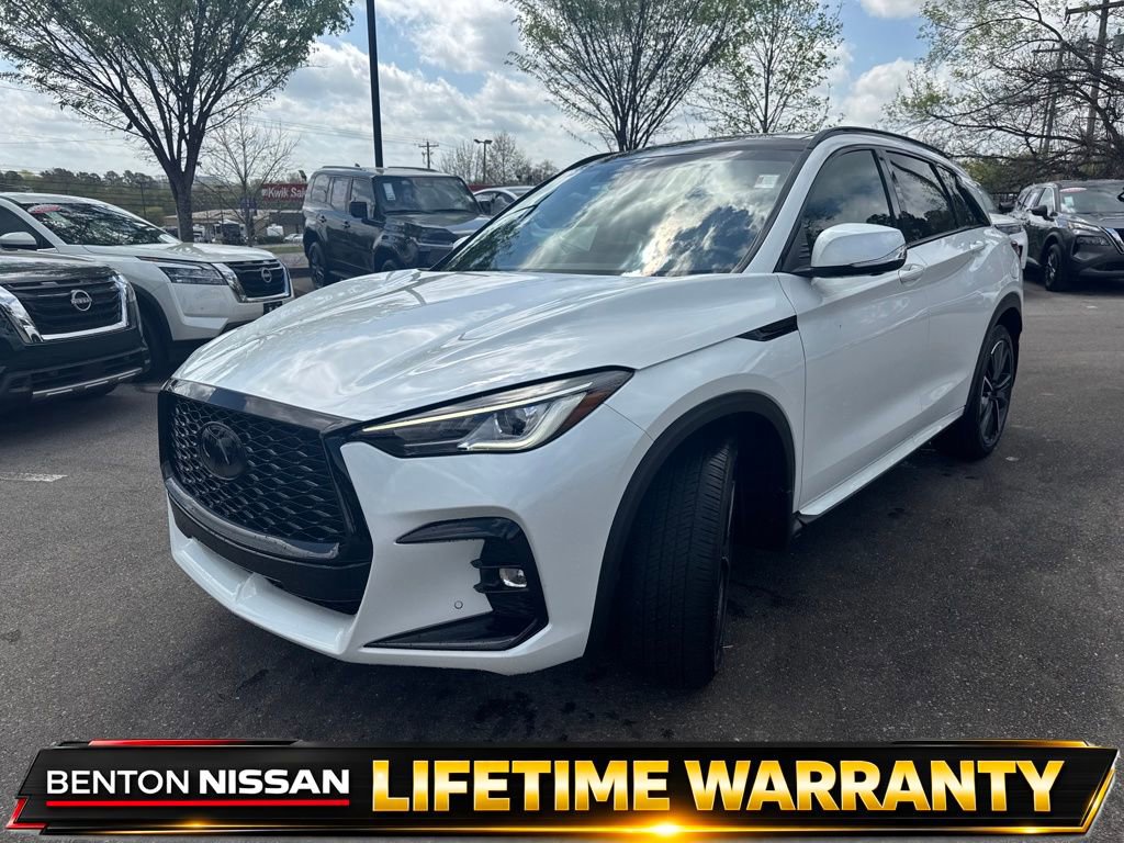 Used 2023 INFINITI QX50 Sport FWD image 4