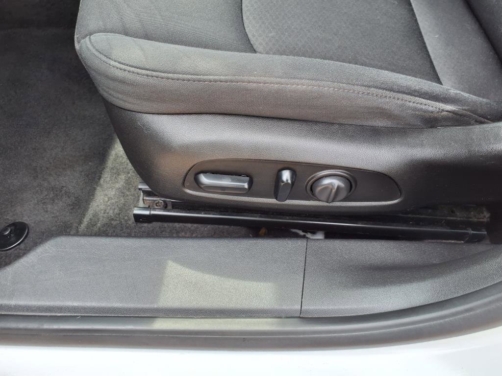 Used 2019 Chevrolet Malibu LT image 4