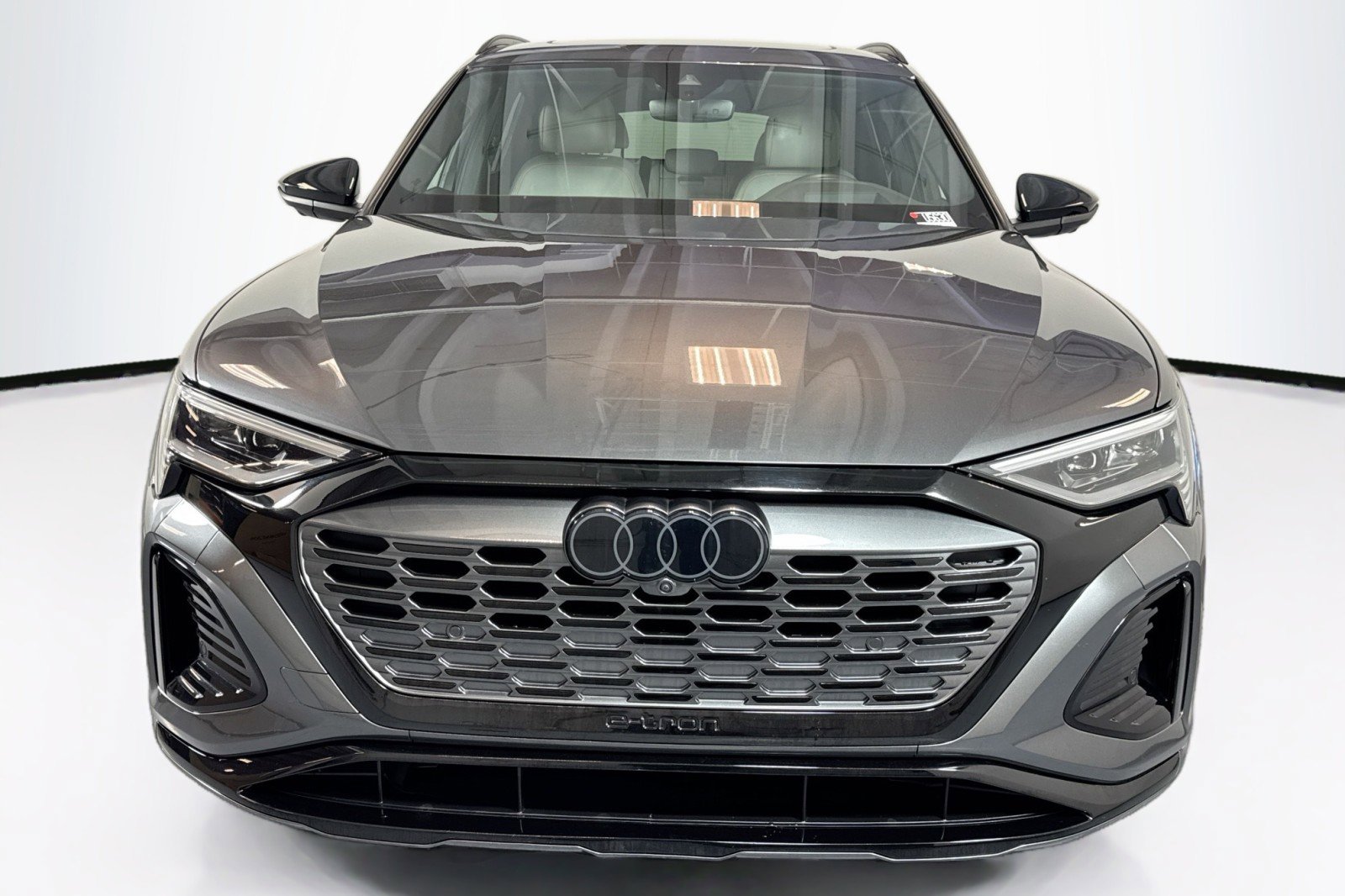 Used 2024 Audi Q8 e-tron Prestige w/ Prestige Package image 2