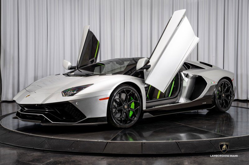 Used 2022 Lamborghini Aventador LP 780-4 Ultimae image 13