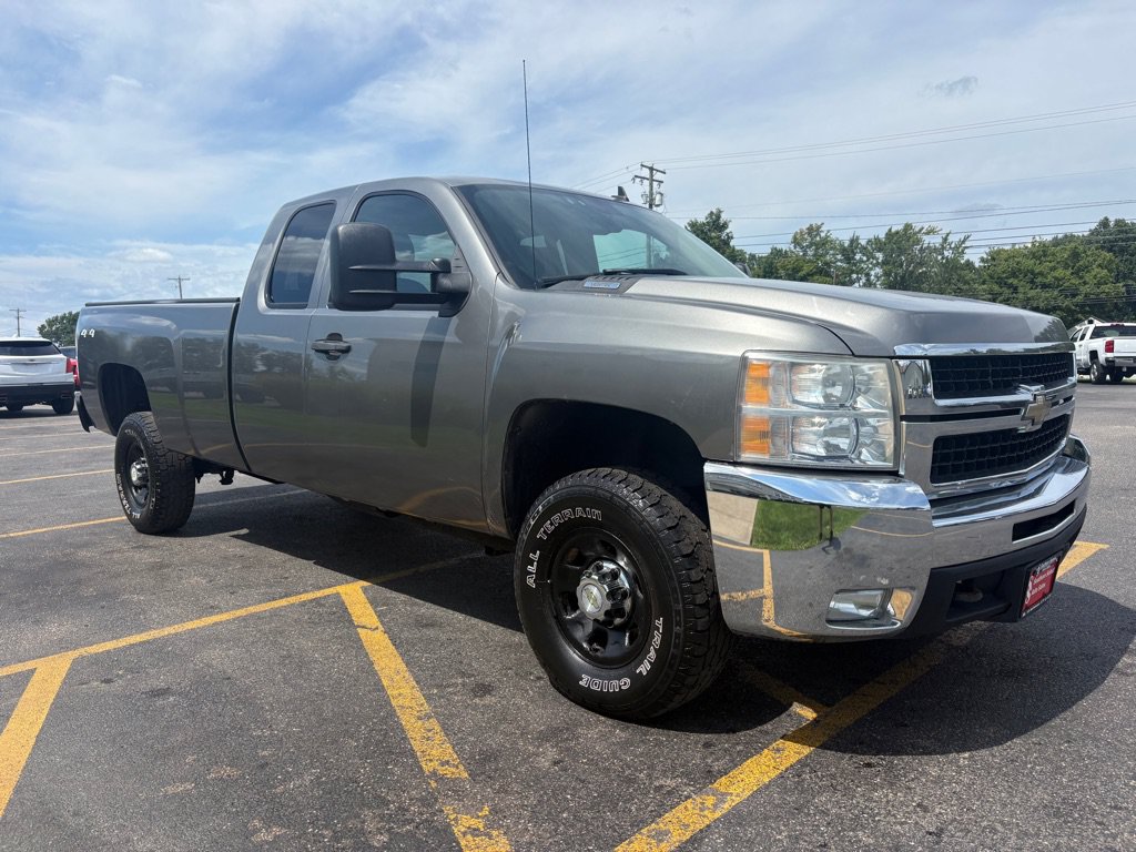 Used 2008 Chevrolet Silverado 3500 LT w/ Snow Plow Prep Package AWD/4WD image 4