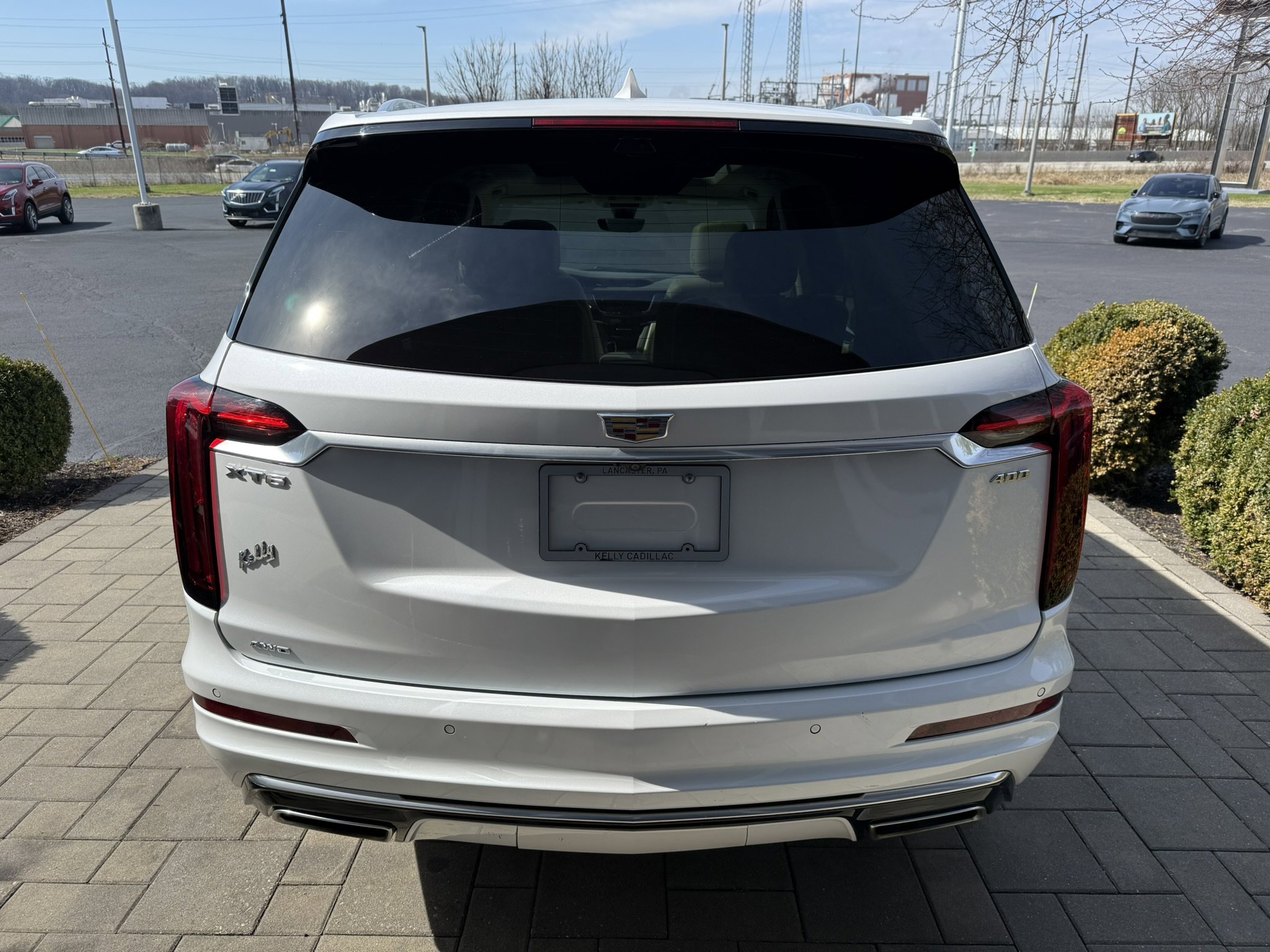 Used 2023 Cadillac XT6 Premium Luxury w/ Technology Package image 6