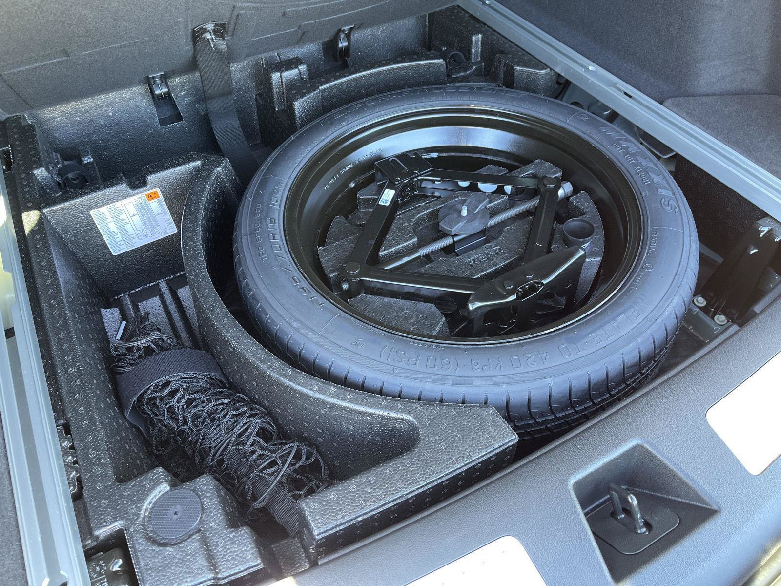 Used 2024 Cadillac XT5 Sportv w/ LPO, Floor Liner Package AWD/4WD image 47