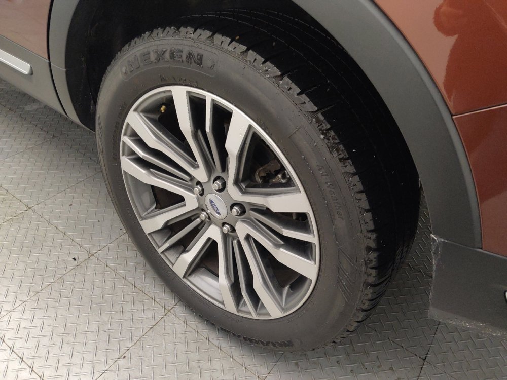 Used 2018 Ford Explorer Platinum AWD/4WD image 31