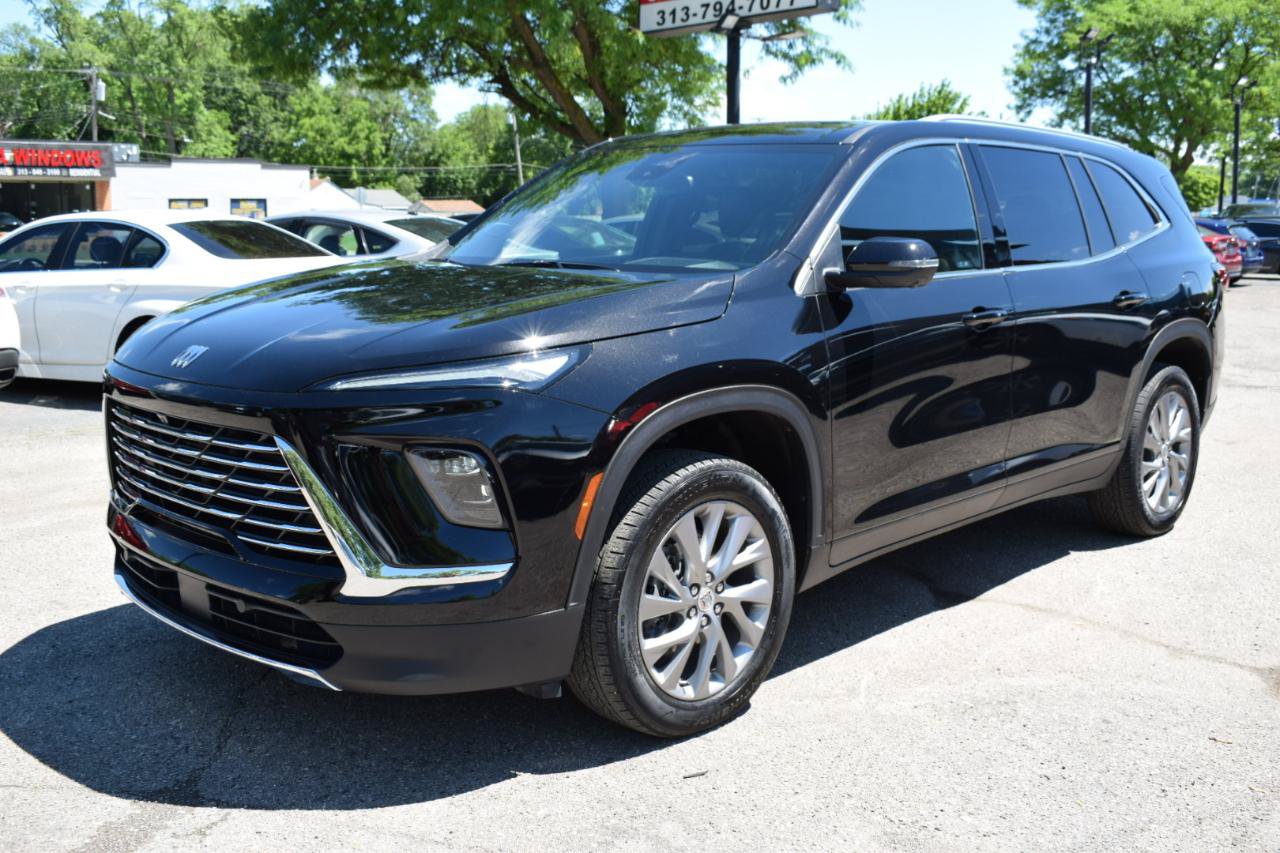 Used 2025 Buick Enclave Preferred w/ LPO, Floor Liner Package FWD image 2