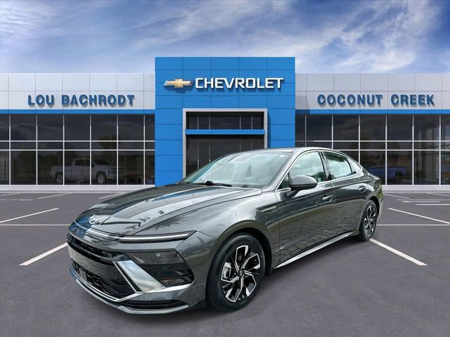 Used 2025 Hyundai Sonata SEL FWD image 4