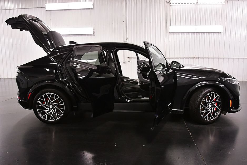Used 2023 Ford Mustang Mach-E GT w/ GT Performance Edition AWD/4WD image 30