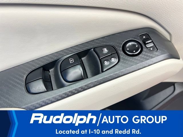 Used 2025 Nissan Altima 2.5 SV image 13