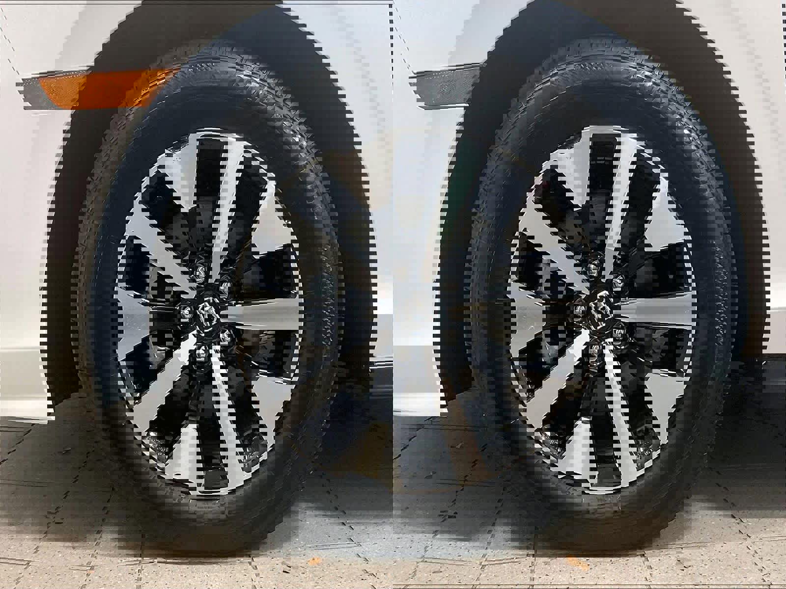 Used 2025 Honda Odyssey EX-L image 7