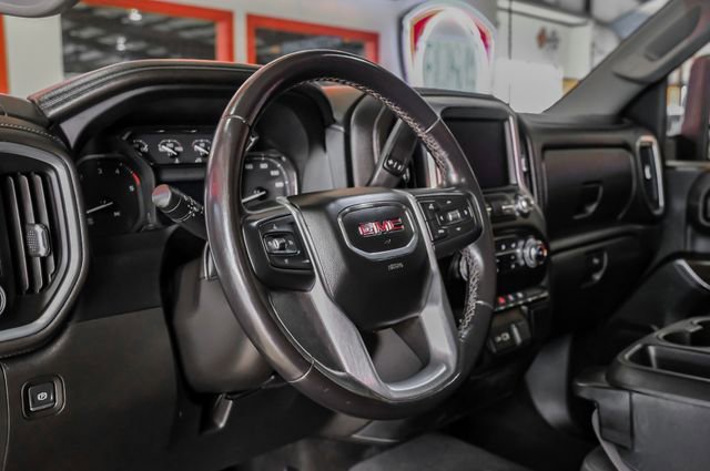 Used 2022 GMC Sierra 3500 SLE AWD/4WD image 16