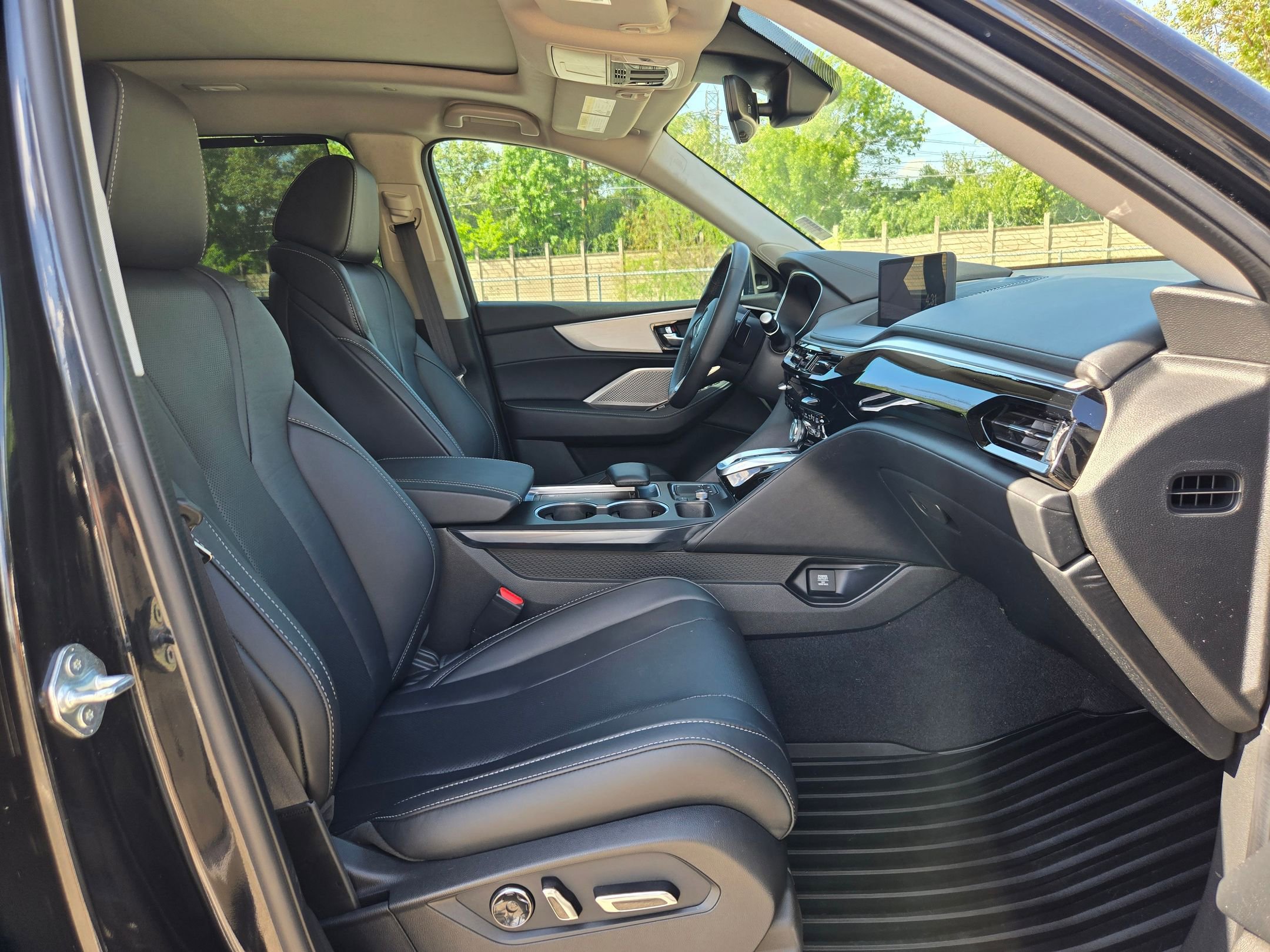 Certified 2023 Acura MDX SH-AWD w/ Technology Package image 28