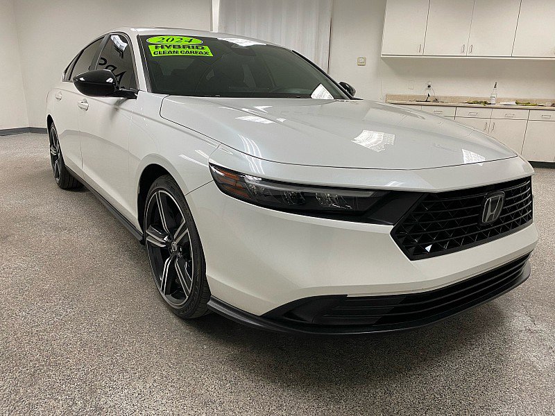 Used 2024 Honda Accord Sport image 4