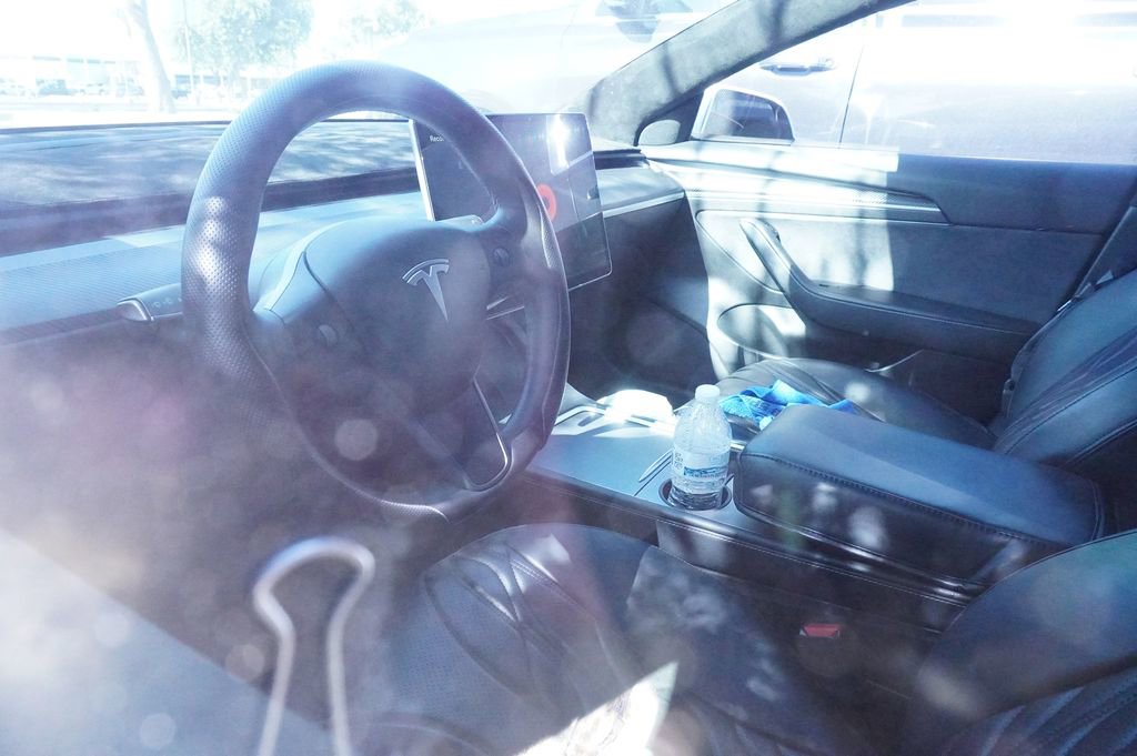 Used 2021 Tesla Model 3 Standard Range Plus RWD image 10