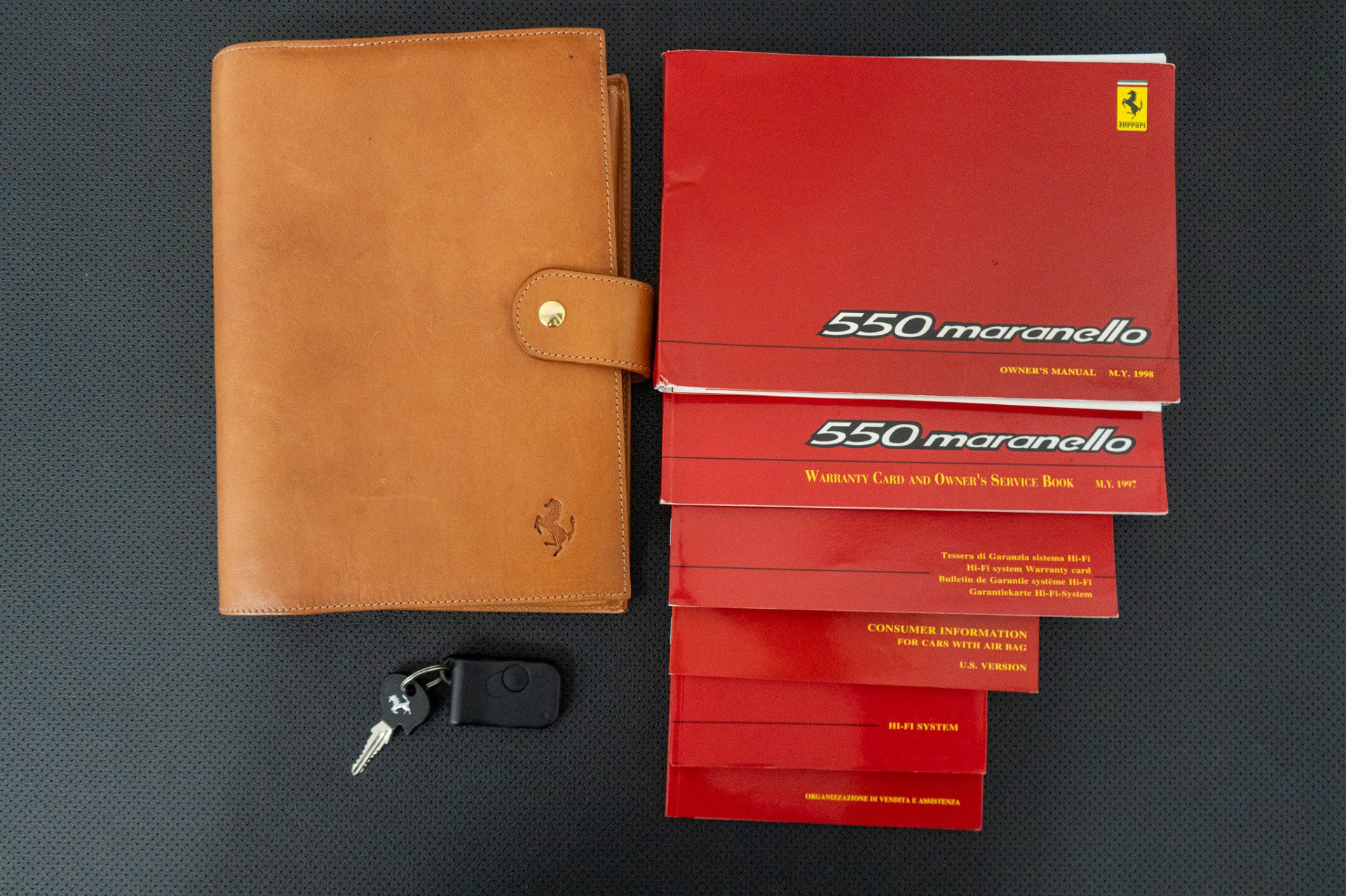 Used 1998 Ferrari 550 Maranello Coupe RWD image 19