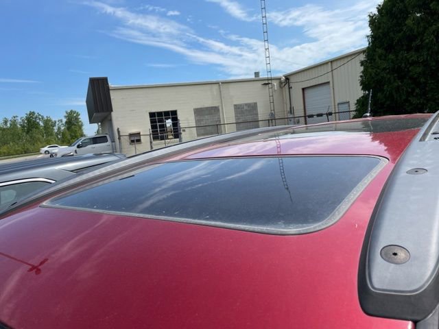 Used 2014 Chevrolet Traverse LTZ FWD image 2