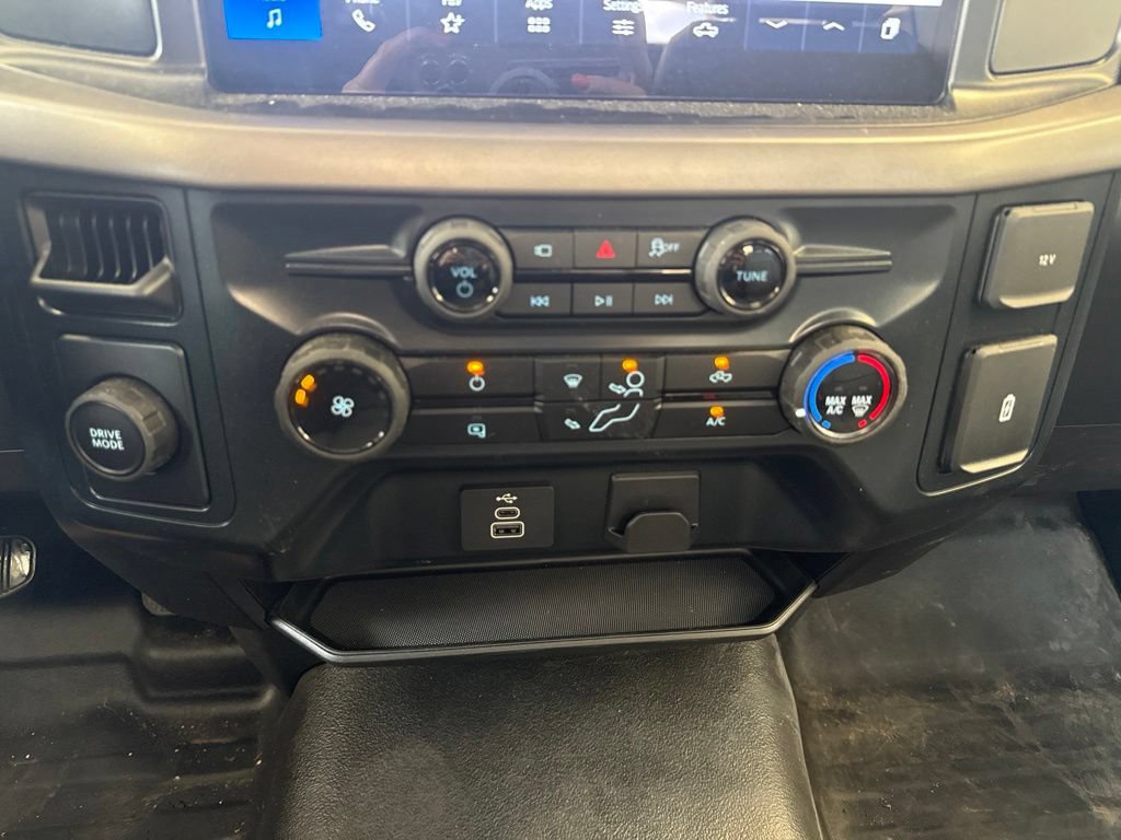 Used 2025 Ford F150 XL RWD image 19