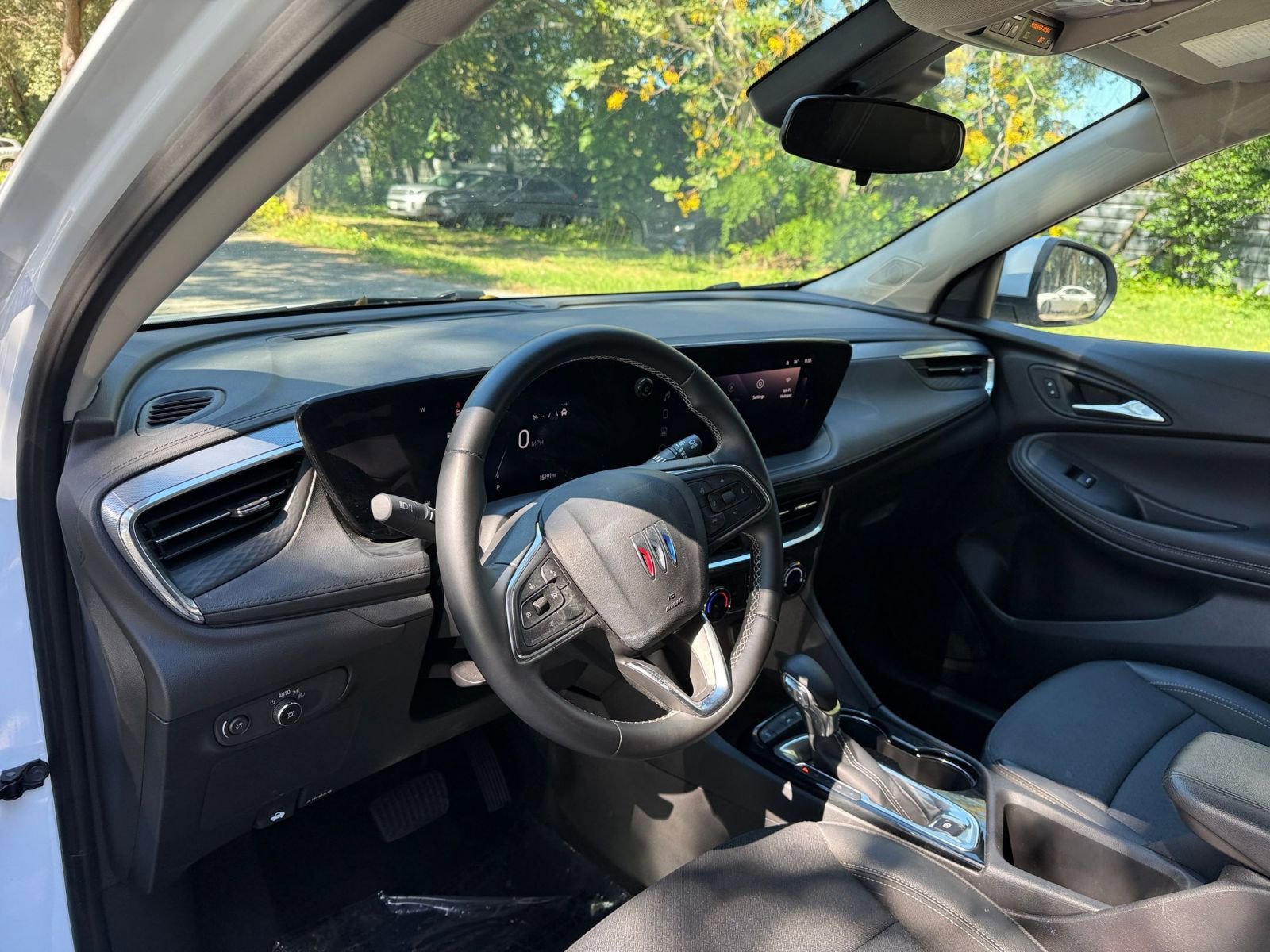 Used 2025 Buick Encore GX Preferred image 28