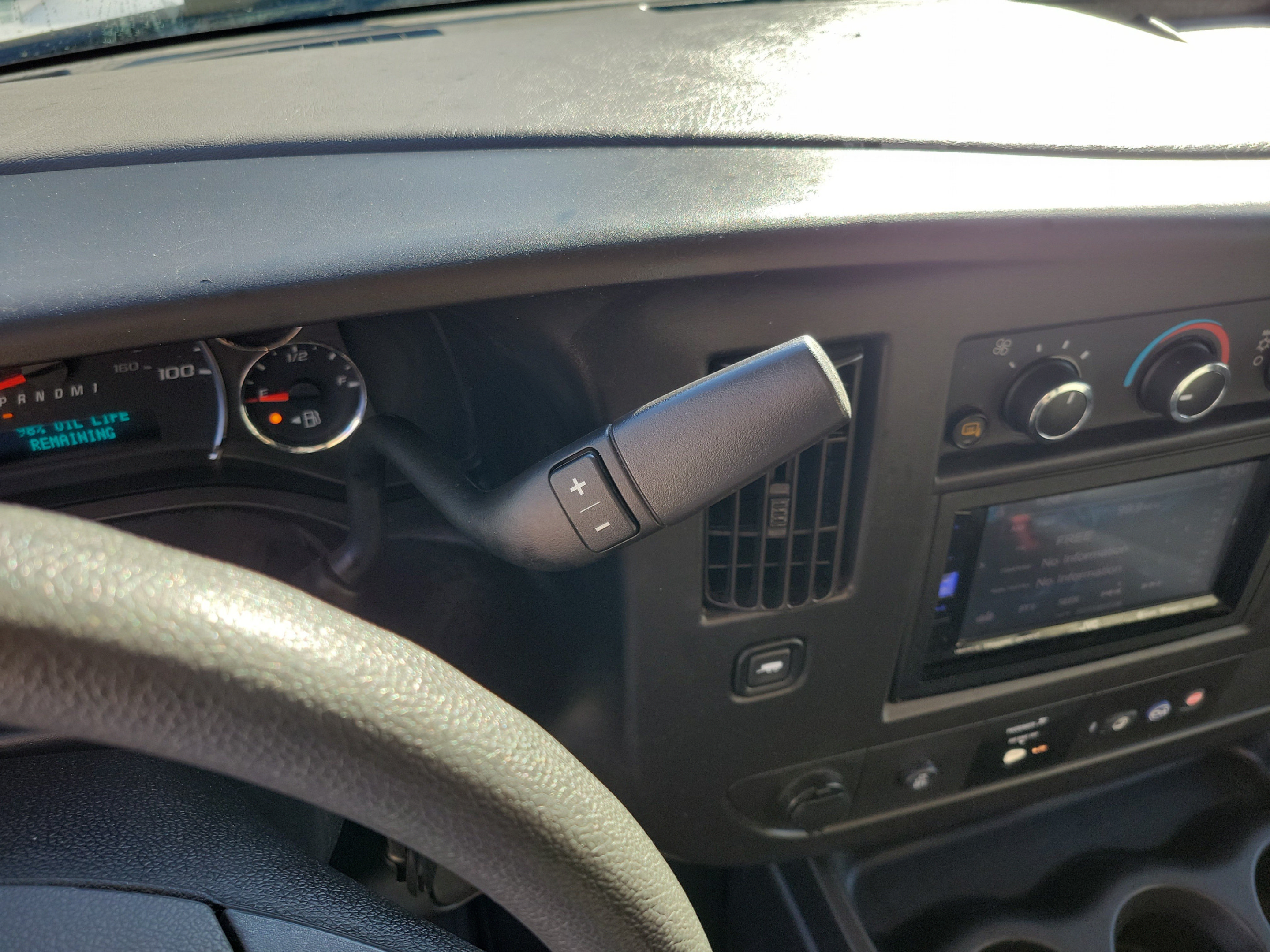 Used 2018 Chevrolet Express 3500 LT w/ LT Preferred Equipment Group RWD image 14