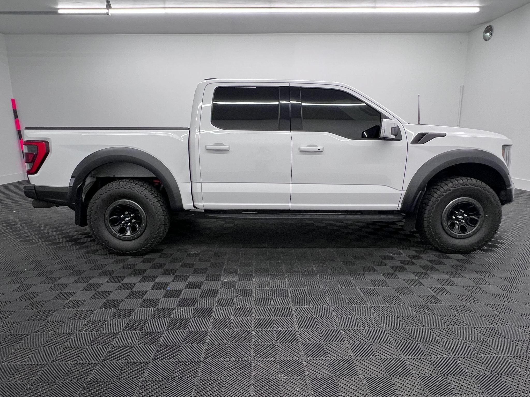 Used 2022 Ford F150 Raptor w/ Equipment Group 801A High AWD/4WD image 8