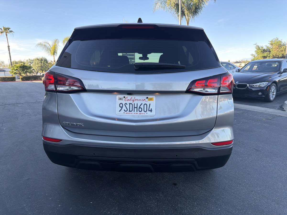 Used 2023 Chevrolet Equinox LS image 8