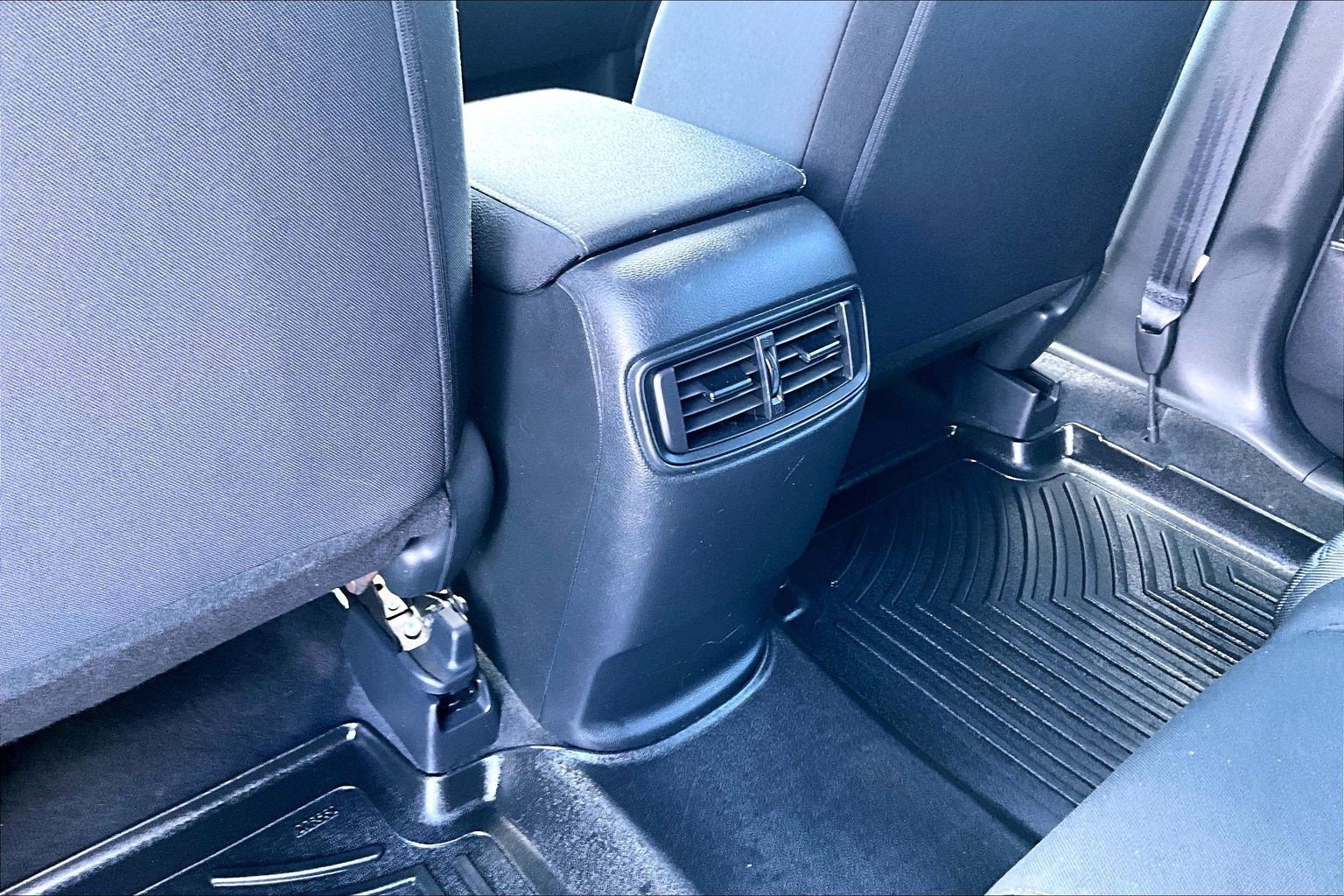 Used 2021 Honda CR-V Special Edition image 10