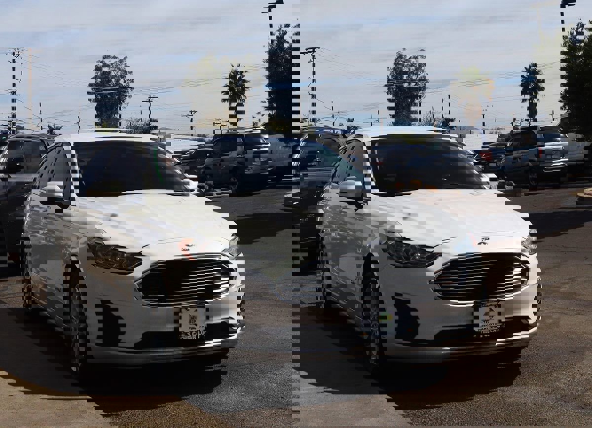 Used 2019 Ford Fusion SE image 14