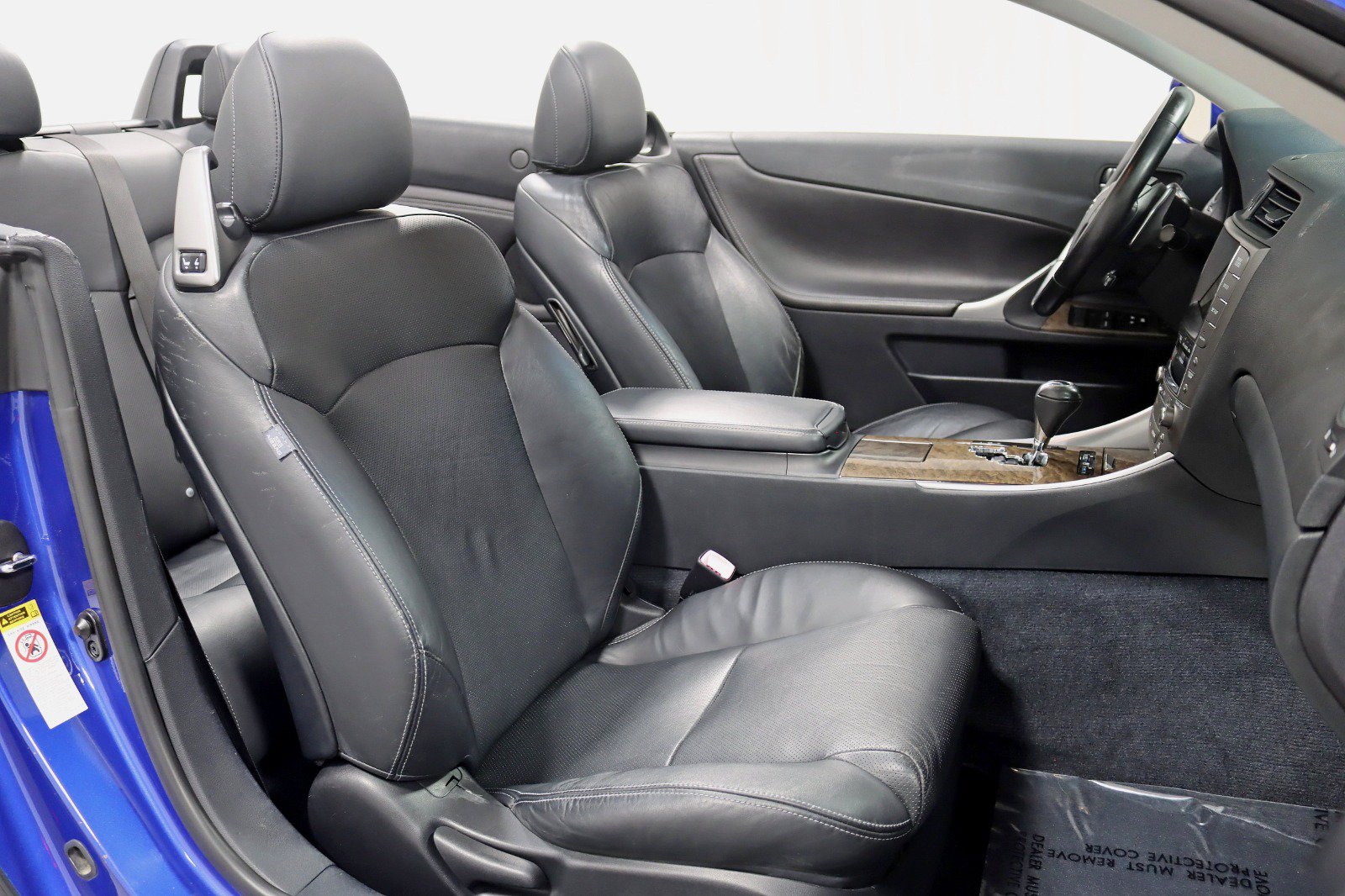 Used 2010 Lexus IS 350C w/ Luxury Pkg RWD image 26