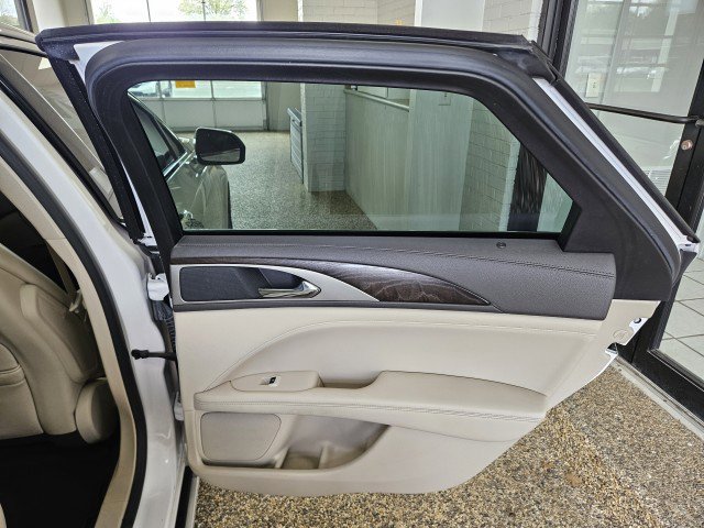 Used 2017 Lincoln MKZ Select w/ Select Plus Package FWD image 15