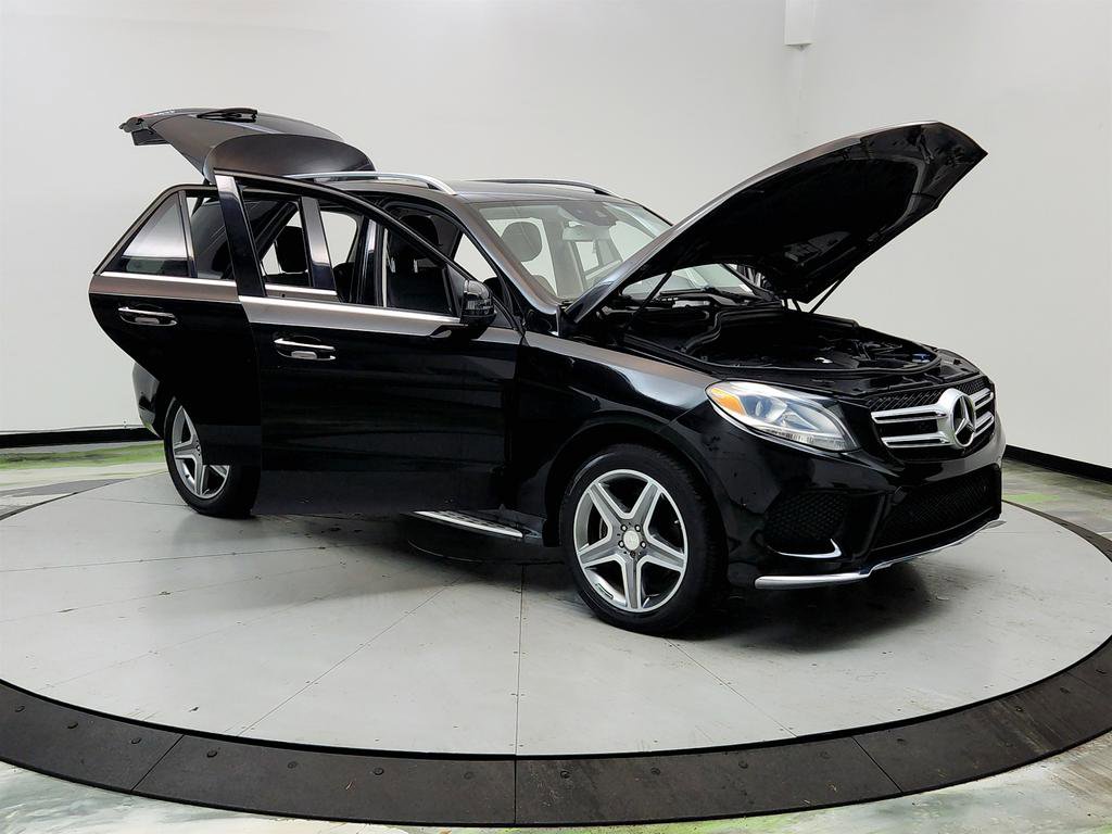 Used 2016 Mercedes-Benz GLE 400 4MATIC w/ Parking Assist Package image 10