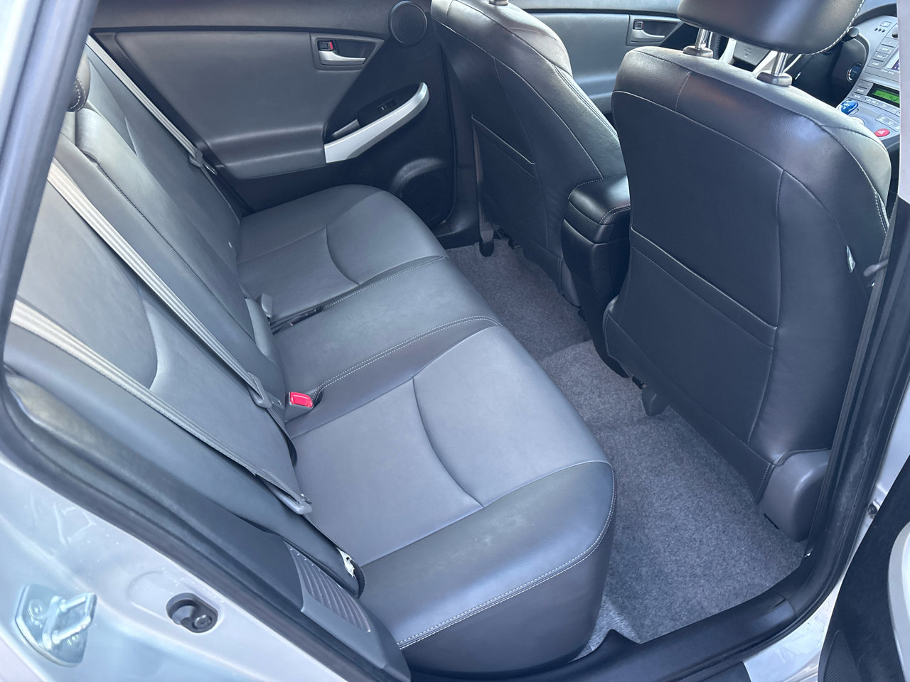 Used 2015 Toyota Prius Four image 26