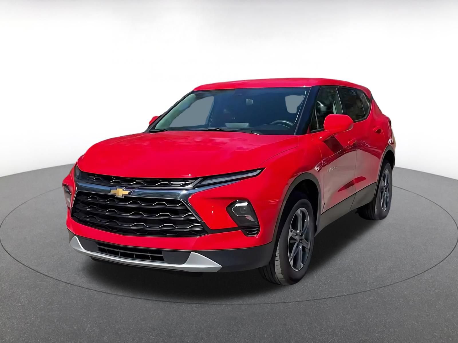 Used 2026 Chevrolet Blazer LT FWD image 6
