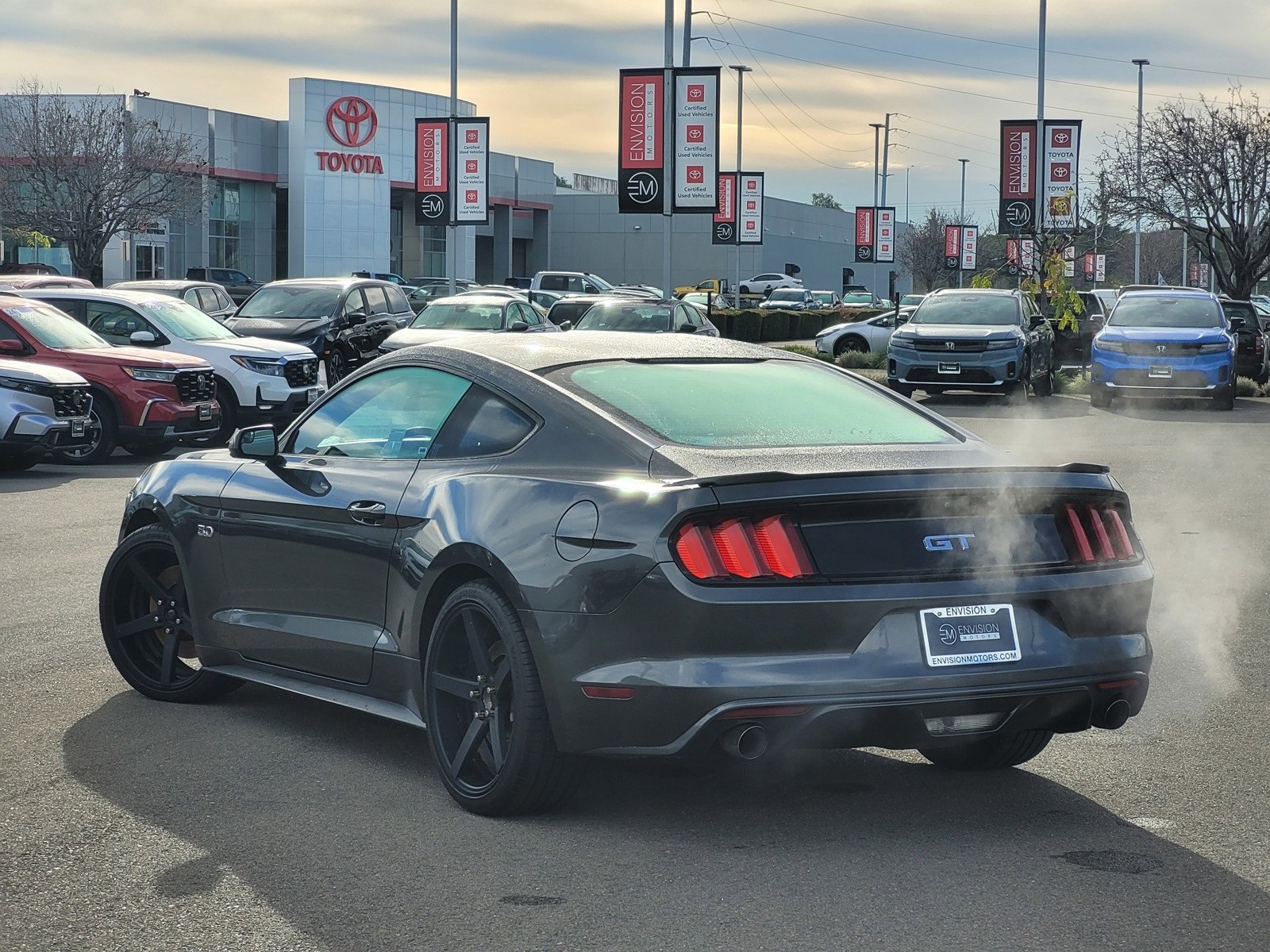 Used 2017 Ford Mustang GT image 6