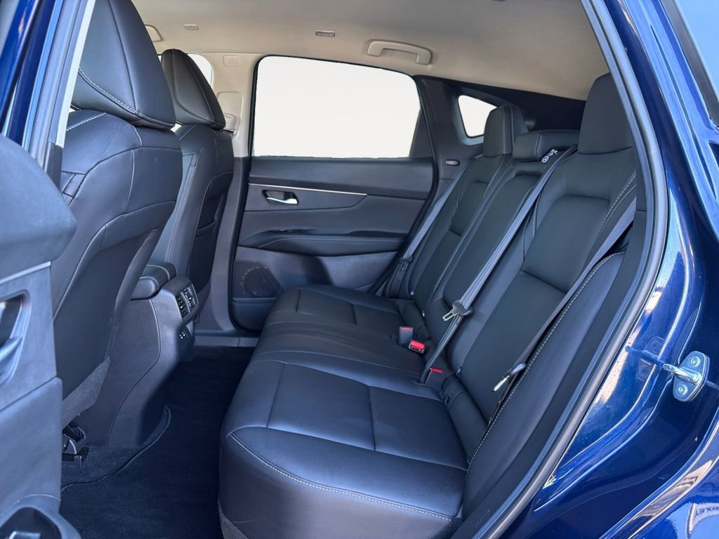 Used 2025 Nissan Murano SV image 13