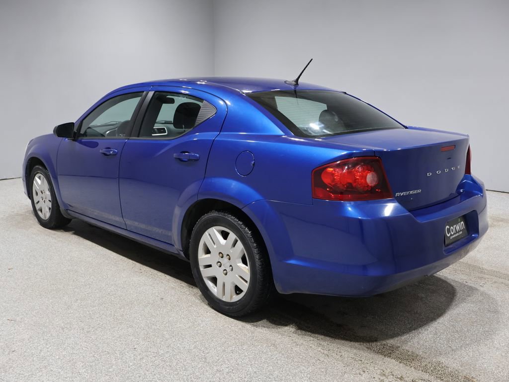 Used 2014 Dodge Avenger SE image 4