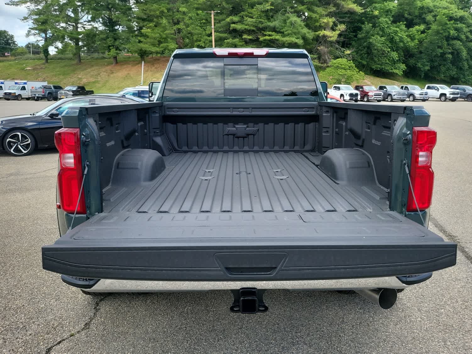 New 2026 Chevrolet Silverado 3500 LT w/ All Star Edition AWD/4WD image 8