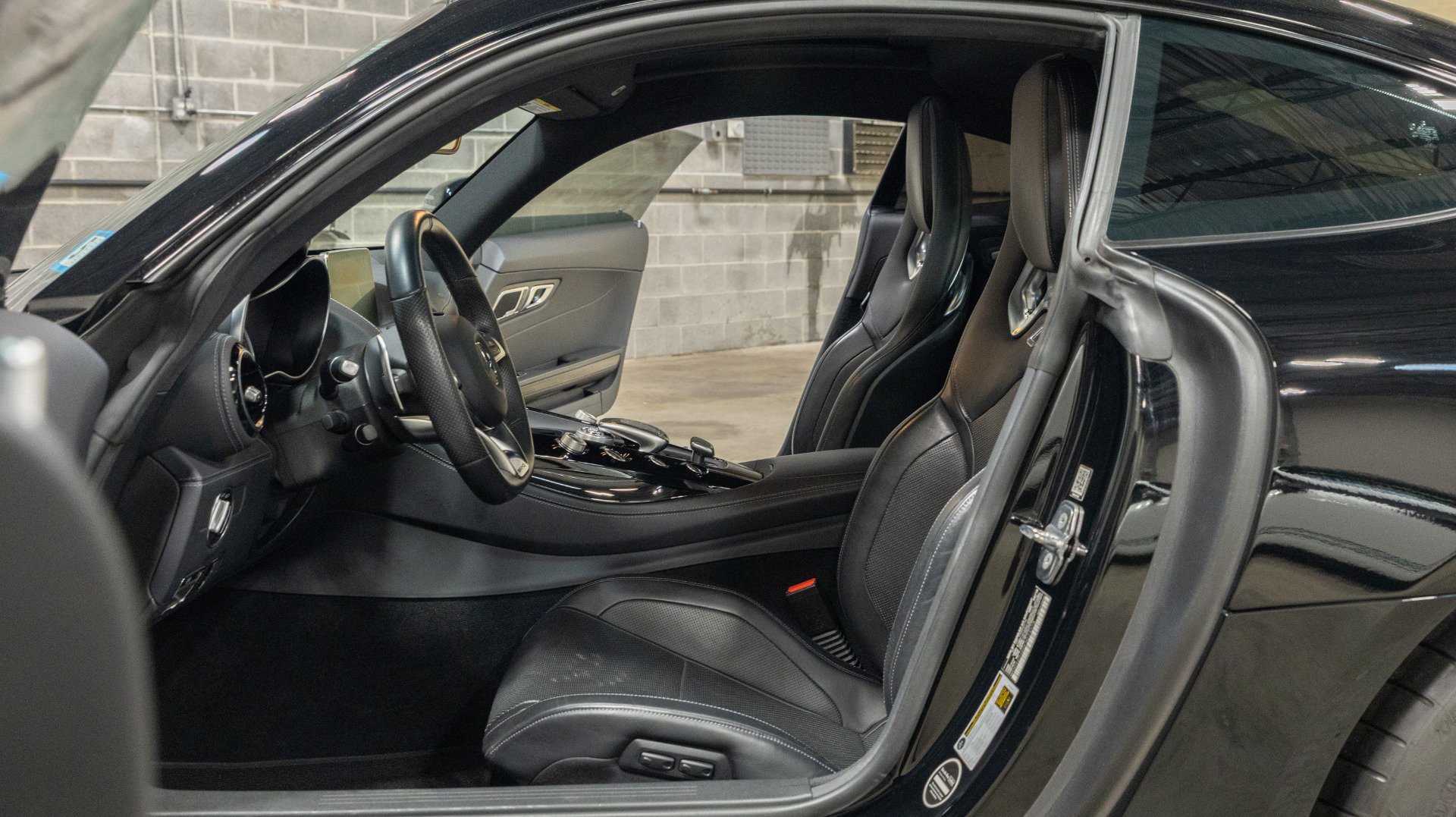 Used 2019 Mercedes-Benz AMG GT Coupe image 39