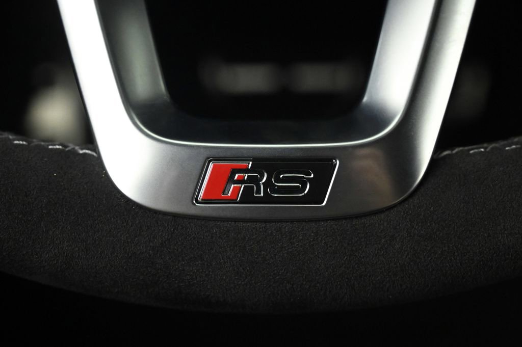 New 2025 Audi RS Q8 performance image 20