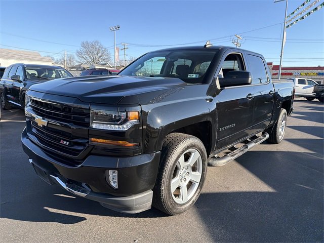 Used 2018 Chevrolet Silverado 1500 LT w/ All Star Edition image 10