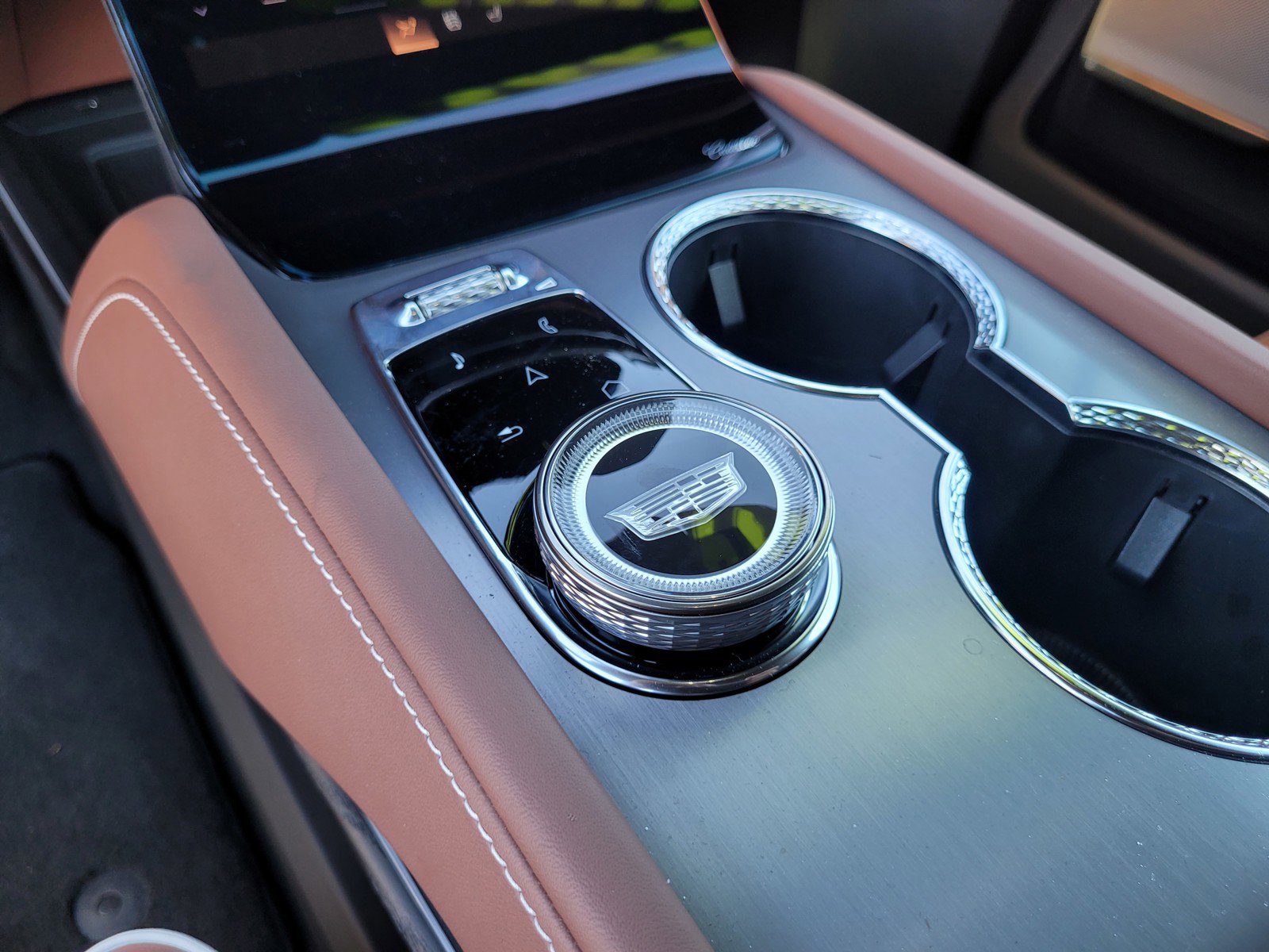 Certified 2026 Cadillac Vistiq Platinum image 20