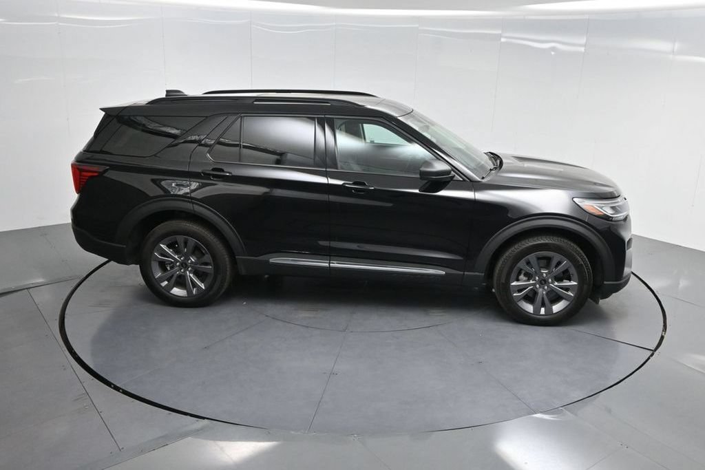New 2025 Ford Explorer Active w/ Active Comfort Package AWD/4WD image 58