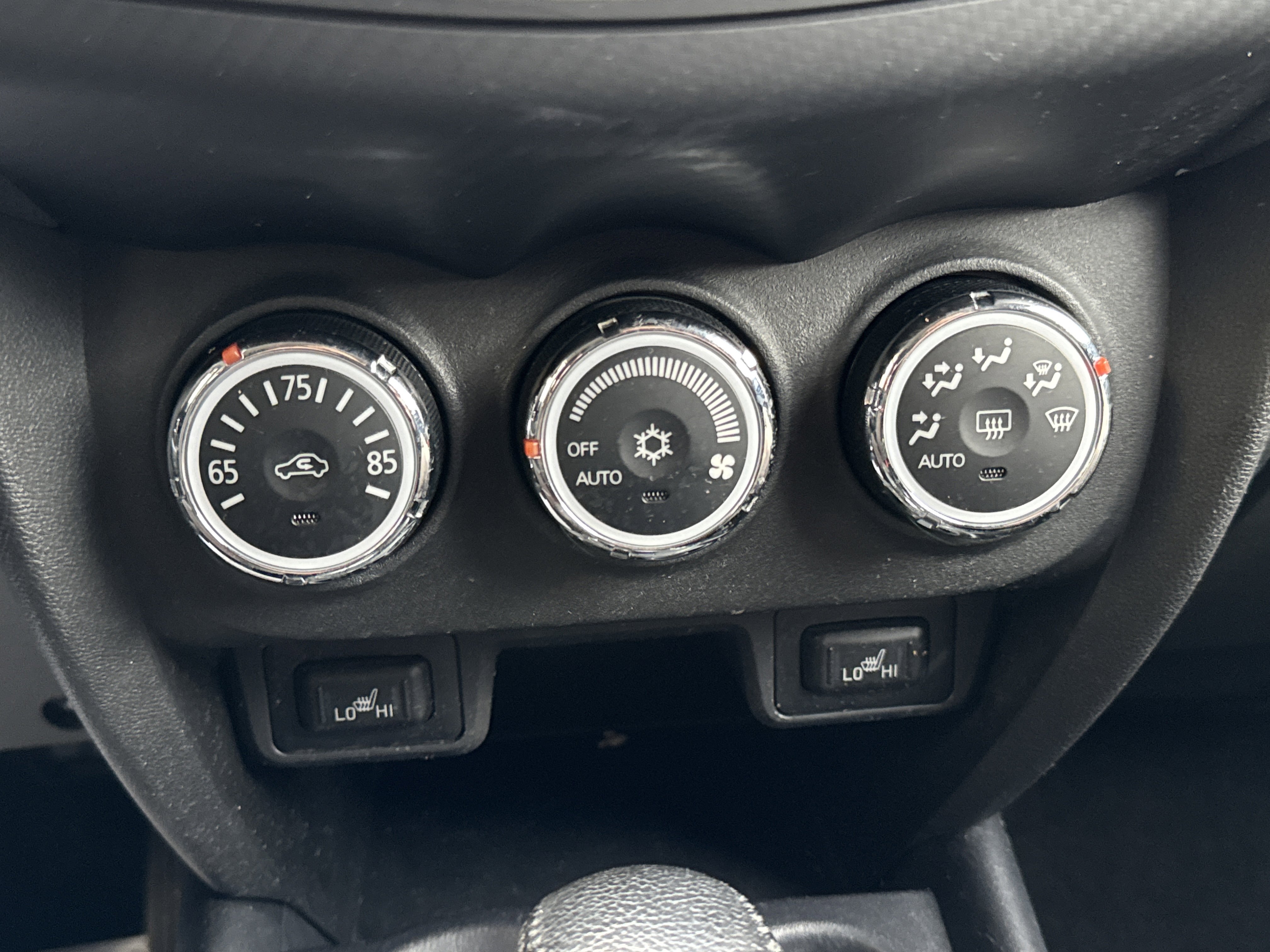 Used 2016 Mitsubishi Outlander Sport SE image 15