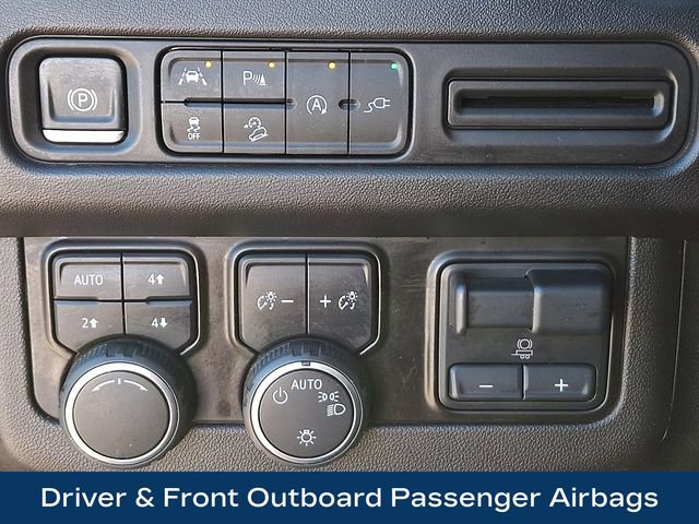 Used 2021 Chevrolet Tahoe Z71 w/ Z71 Signature Package image 28