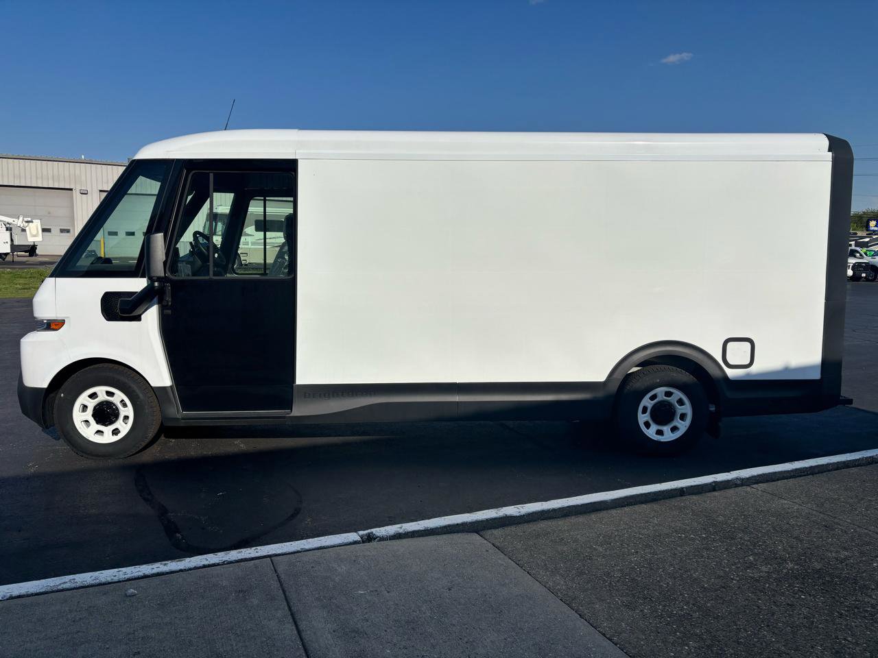 Used 2024 Chevrolet Brightdrop 600 w/ Commercial Equipment Package AWD/4WD image 6