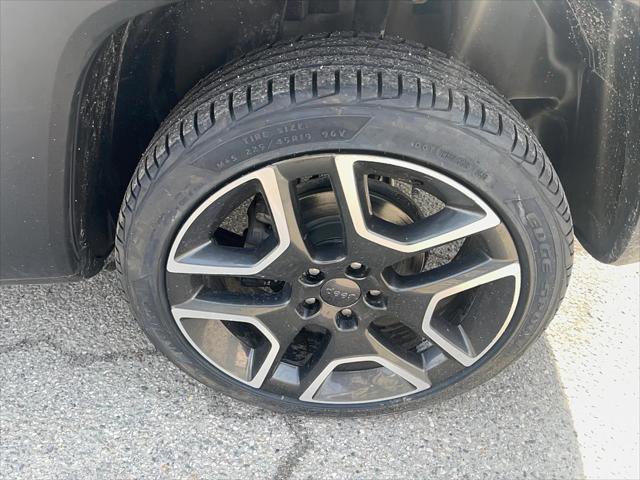 Certified 2021 Jeep Renegade Limited image 9